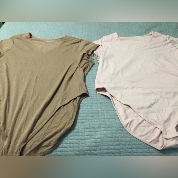 Lot of 2 Old Navy Fitted Short-Sleeve V-Neck Bodysuits Size 4X NWOT - Picture 1 of 10